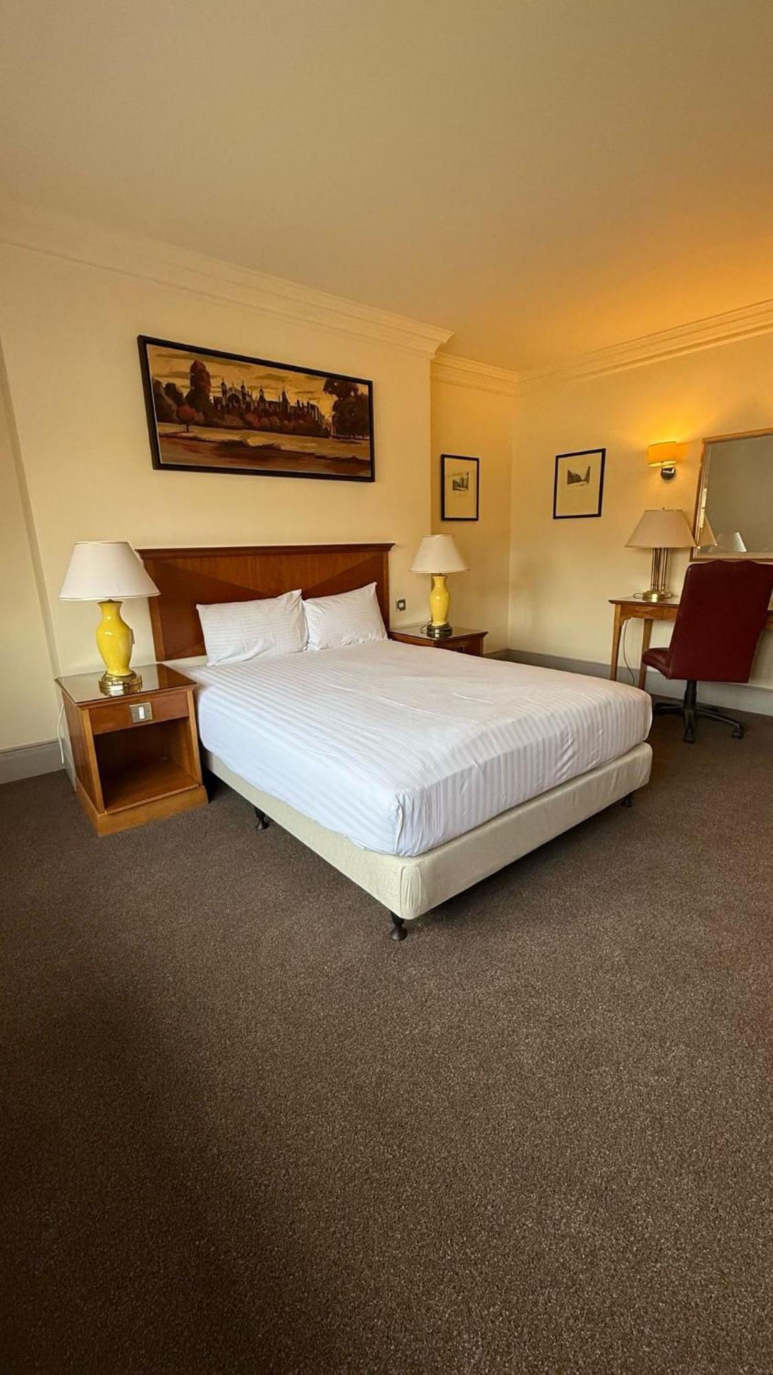 Harte & Garter Appartement Windsor Buitenkant foto